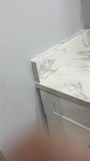 ✨ Calacatta Borghini Quartz Installed! ✨ Check out this beautiful...