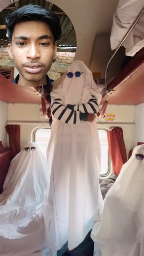 Train में भूत चश्मा पहनकर बैठे थे 😅 आपने ऐसा कभी देखा है?#shorts