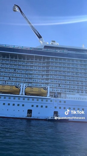 Exploring the Beautiful Quantum of the Seas