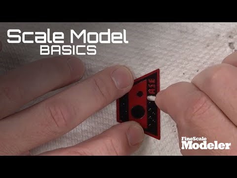 FineScale Modeler's Scale Model Basics: Reverse washes