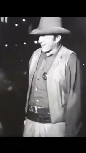 #shorts 🇳🇴🇳🇴Jim Arness & dad Rolf Aurness talk about Norwegian Heritage— clip #gunsmoke #mattdillon