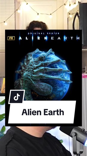 Alien earth is an expansion to the Alien universe. The use of classic 80s futuristic set design combined with its amazing cast, music and writing, make it an amazing show. #alien #xenomorph