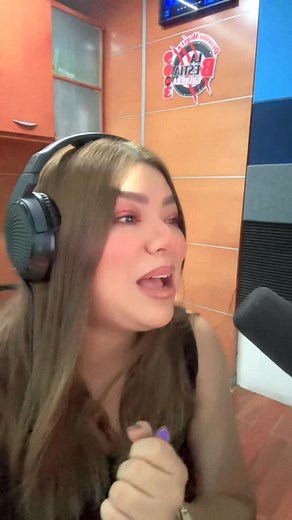 La @arrolladoraoficial suena en La Bestia Grupera 90.3 con el tema UNA NOCHE CONTIGO | La Bestia Grupera Leon