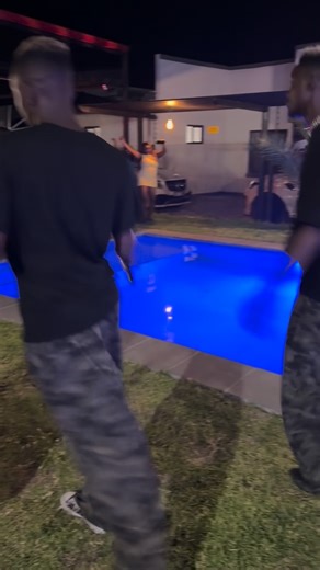 THE P🌴🔴T LOUNGE on Instagram: "🙌"