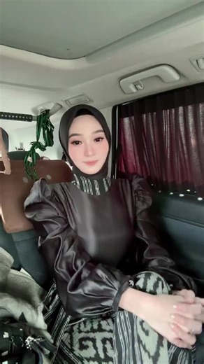 Difarina indra (@difarina.indra)’s videos with suara asli - Difarina indra