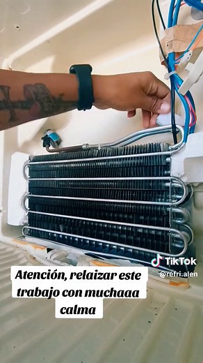 Cómo cambiar la resistencia de un refrigerador Whirlpool