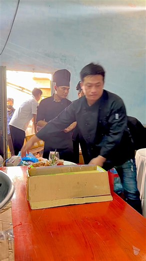 Tiệc VIP tại Bến Tre gặp nhân vật nổi tiếng cùng Ngọc Huyền