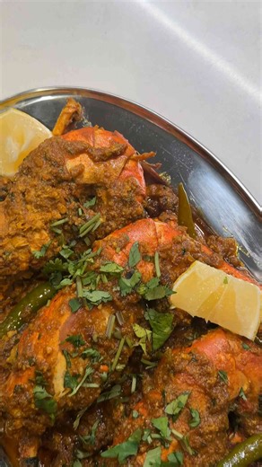 OMG this is the largest prawn I’ve ever cooked! 🍤😲 #Seafood #CookingLife #Foodie #BigCatch #Shorts