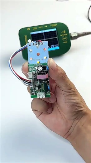 BSIDE OT2 Mini Oscilloscope | 10MHz Handheld Scope with Signal Generator