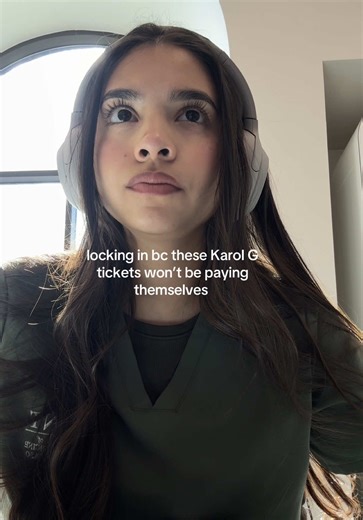 I must be successful so I can go to every concert ever #karolg #karolgtour #dentalstudent #wearfigs #figsambassador @wearfigs @Karol G