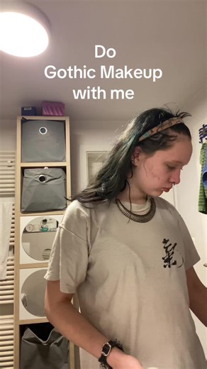 Gothic Makeup Tutorial: Step-by-Step Guide