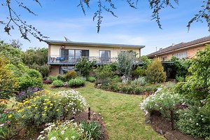 Sold House 6 Plant Street, Ararat VIC 3377 - Dec 10, 2020