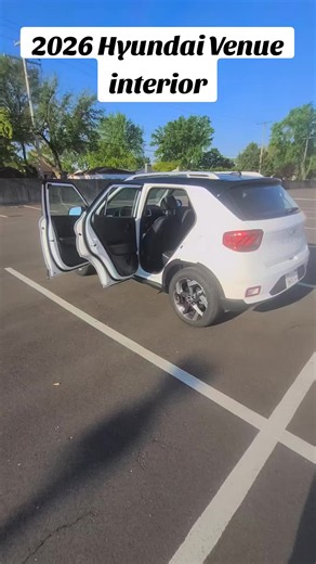 A look inside the subcompact @Hyundai Worldwide Venue SUV ... #Hyundai #carsoftiktok #review #fyp #cars #AutoTechReviews @Hyundai USA