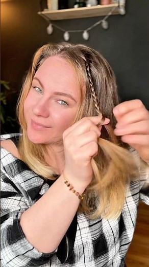 Stop Tucking Your Hair Behind Your Ears ✨ #hairhack #hairtips #hairstyle #easyhairstyles #hairhack