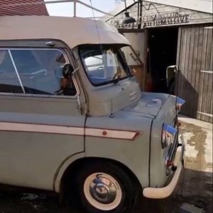 11K views · 158 reactions |  Un Bedford CA Dormobile d'époque. Un combi anglais qui nous fait voyager dans le temps… #campingcar #motorhome #camper #campervan #autocaravana #autocaravane | Le Monde du Camping-Car | Facebook