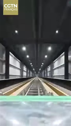 La Chine pulvérise le record mondial de propulsion par lévitation magnétique ! Incroyable avancée venue de Chine ! 🇨🇳 L’équipe de l’Université nationale de technologie de défense vient de réaliser une performance historique : lors de tests de lévitation magnétique supraconductrice, ils ont accéléré un véhicule d’UNE TONNE à 700 km/h… en seulement 2 secondes ! 🧲⚡ ✅ Nouveau record du monde de vitesse d’essai pour cette technologie ✅ Une accélération phénoménale, synonyme de propulsion ultra-eff