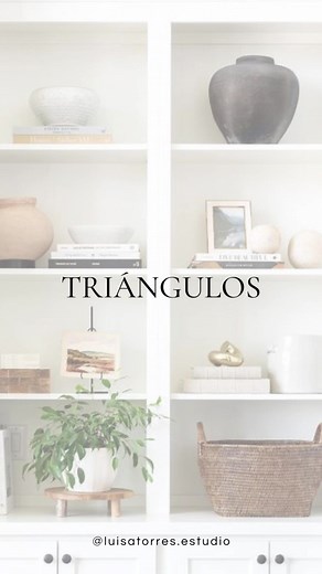 ¡Descubre el arte de decorar estantes con el método del triángulo y transforma tus espacios! En este reel, te revelaré el secreto para lograr composiciones perfectas. Únete a mi comunidad y obtén más inspiración y consejos. ¡No te lo pierdas y sígueme para mantenerte actualizado(a) sobre las últimas tendencias de diseño! 📚🌿✨ #diseñodeinteriores #diseñointerioremocional #minimalistichome #concretehomedecor #colombia #asesoriasdediseño #asesoriasdediseñodeinteriores #fyp #decoración #decoracione
