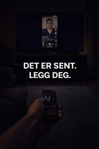 Scroller du fortsatt? Bare én video til… og plutselig er det sent. Vi glemmer tiden, mens livet går videre utenfor skjermen. Legg bort telefonen. I morgen er en ny dag. God natt 🌙