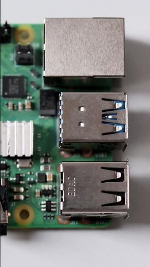 USB 3.0 and USB 2.0 ports on Raspberry Pi 4 Single Board Computer #raspberrypi #shorts