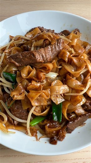 106K views · 9.2K reactions | 30-min beef chow fun Sharing one of...