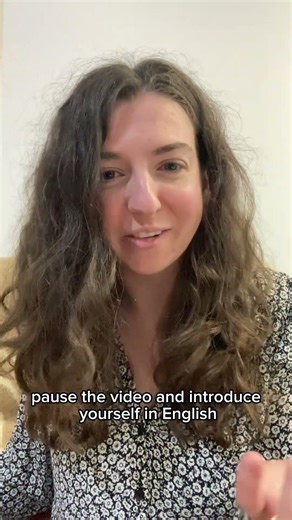 Speaking challenge: introduce yourself in a professional setting