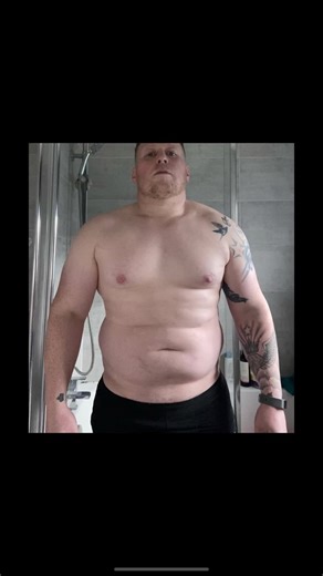 What a journey so far 18 months in the bag 💪🏻💪🏻 #hardwork #bodybuilding #journey #fitness #weightlosstransformation #muscle #motivation #2025 #fypシ゚viral @BaristaBoy42 stealing this tube again 👌🏻👌🏻