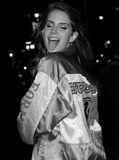 ayuda de @sebas Roblox #berryavenue #berryavenueroblox #rolplay