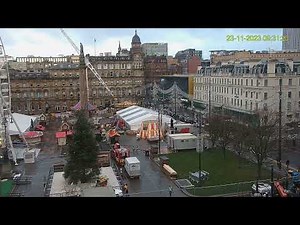 23 November 2023 - Glasgow's George Square webcam