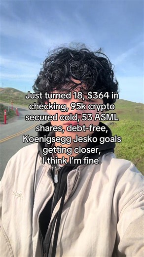 Use a cold wallet to keep your life secure #coldwallet #crypto #bitcoin #xyzbca #trezorsafe7