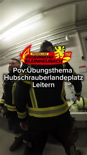 Ausbildungsdienst der Feuerwehr: Leitern und Hubschrauberlandung