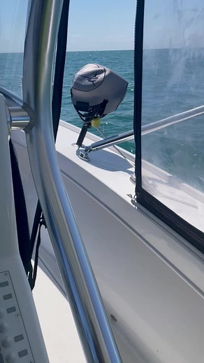 #tunatim #boating #troublepissing #cantgo #sittopee #cantdoit #girlssittopee #peebreak #stagefright #poorguy #dontforgettowipe