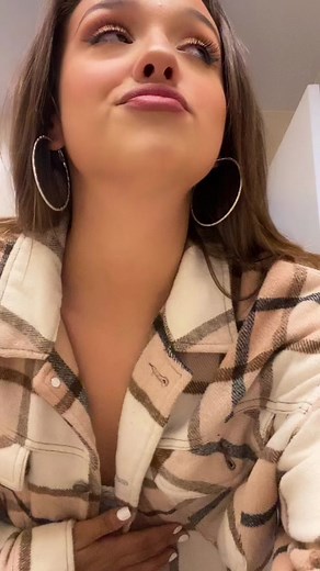 carissa making a tiktok?😛