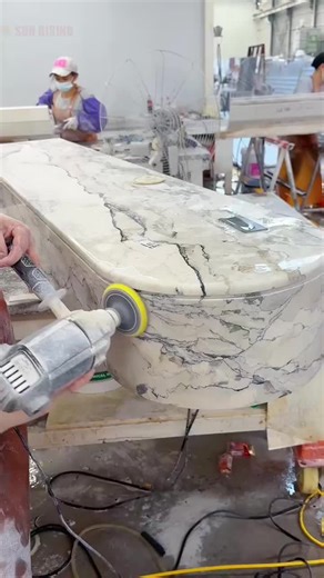 Finely carve and polish every inch of marble, and the texture is carved with ingenuity, which shows the natural texture and high-end texture of the stone. #marblerart #luxurystone #handwork #homedesign #stonework