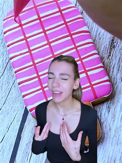 "This is too funny ,I couldn't stop laughing!😂 #funny #funnyvideos#comedy #shorts #duet #unzip#pov