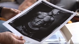 Behind The Most Iconic Portrait of Rap Artist Tupac Shakur | Fstoppers