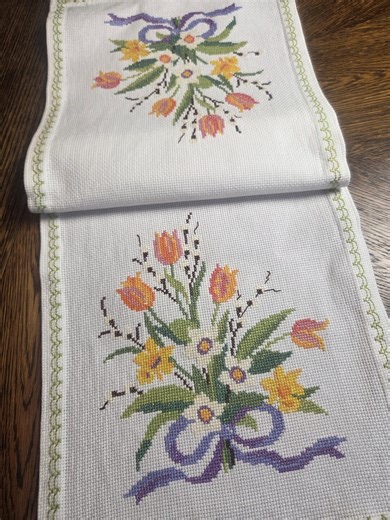 Vintage Swedish Hand-embroidered Table Runner – Easter - Spring Flowers, Tulips & Daffodils – Scandinavian Folk Art - Etsy