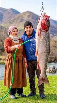 Monster Fish Cooked Underground #food #cooking #fish