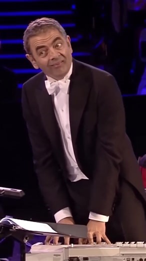 Rowan Atkinson's Hilarious Moment at London 2012