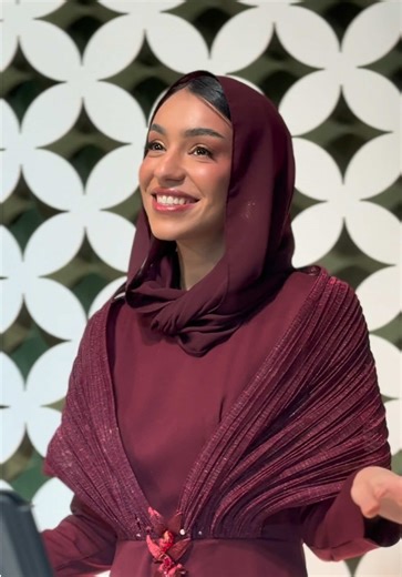 Last night in Kuwait - زينة عماد وريم الأحمد حفلة حية