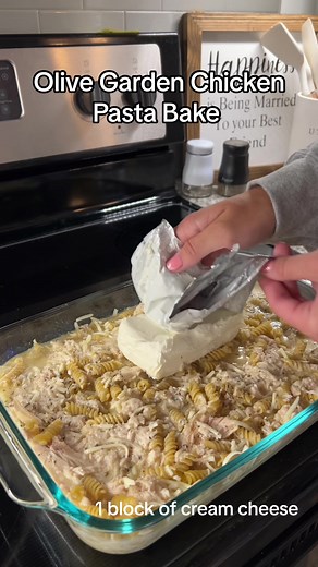 Delicious Olive Garden Chicken Pasta Bake Recipe