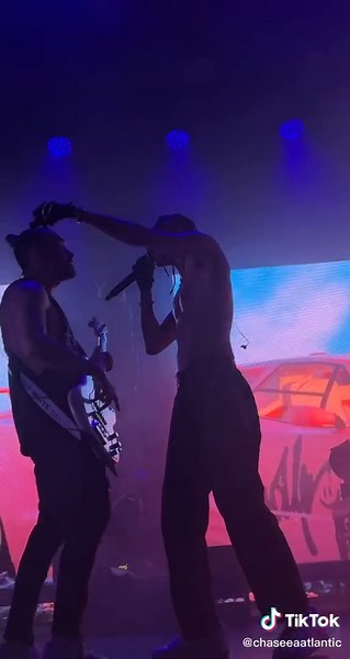 #chaseatlanticsupremacy#chaseatlanticconcert#chaseatlantic#brooklyn