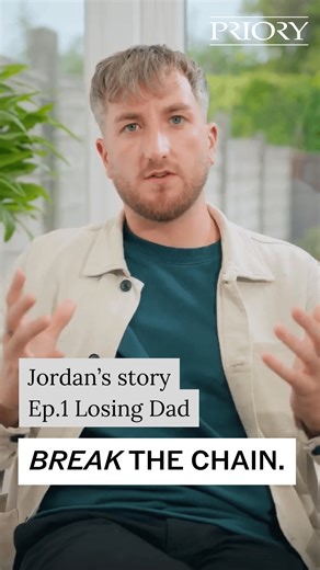 “Dad’s alcoholism just took him away.” 💬 In the first of his video series for our BREAK THE CHAIN campaign, Jordan reflects on the early stages of his addiction and how it began to affect his life. His story is a powerful reminder that addiction doesn’t just impact one person — it affects families and future generations too. The BREAK THE CHAIN campaign shares real stories of recovery to show that, while addiction can run in families, it doesn’t have to define the future. Watch all episodes of 