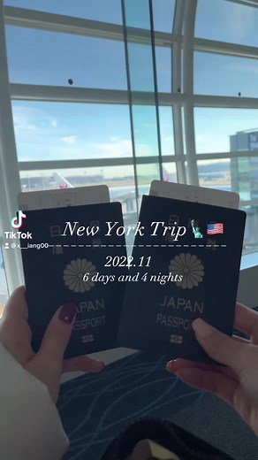 ニューヨーク旅行Vlog🇺🇸♥️ 友達とニューヨークに4泊6日行ってきました！円安で物価も高くて色々大変やったけどめーっちゃ楽しかった🥳 今回はその中の1日目の思い出を詰め込みました😉 #ニューヨーク旅行 #アメリカ #ニューヨーク #アメリカ旅行 #大学生 #海外旅行 #旅行vlog #旅行動画