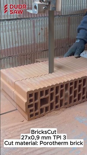 BricksCut 27x0,9 mm TPI 3 - Cutting Demo #sawblade #dudrsaw #bandsawblade #wheelsaw