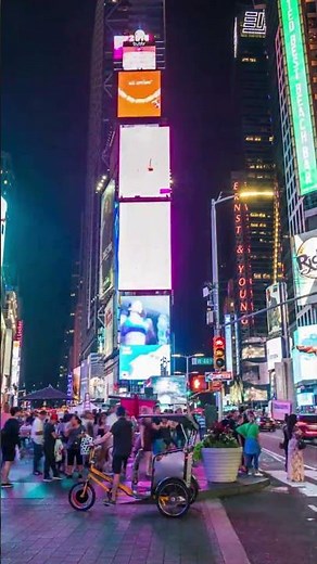 Times Square New York 🇺🇸✨ | Iconic NYC Landmark & Must-Visit Entertainment Hub