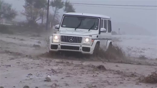 CA: Storm hits Cajon Pass with traffic, mud flow