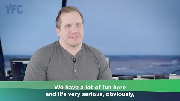Ever wondered what it’s like in the air traffic control tower? Take a peek behind the scenes with Cole Hobson, one of Fredericton’s NAV Canada air traffic controllers! #SayHelloYFC Interested in a career with NAV CANADA? Learn more here : www.navcanada.ca/lookup #LookUp | YFC Fredericton International Airport