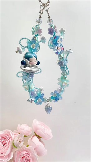 DIY Beaded Flower Keychains and Accessories