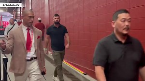 Taylor Swift enters Arrowhead Stadium for Chiefs vs. Ravens