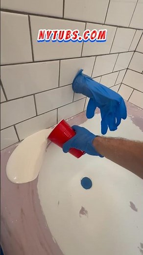 🔧✨ **Bathtub Chip Repair Made Easy with Armoglaze!** ✨🔧